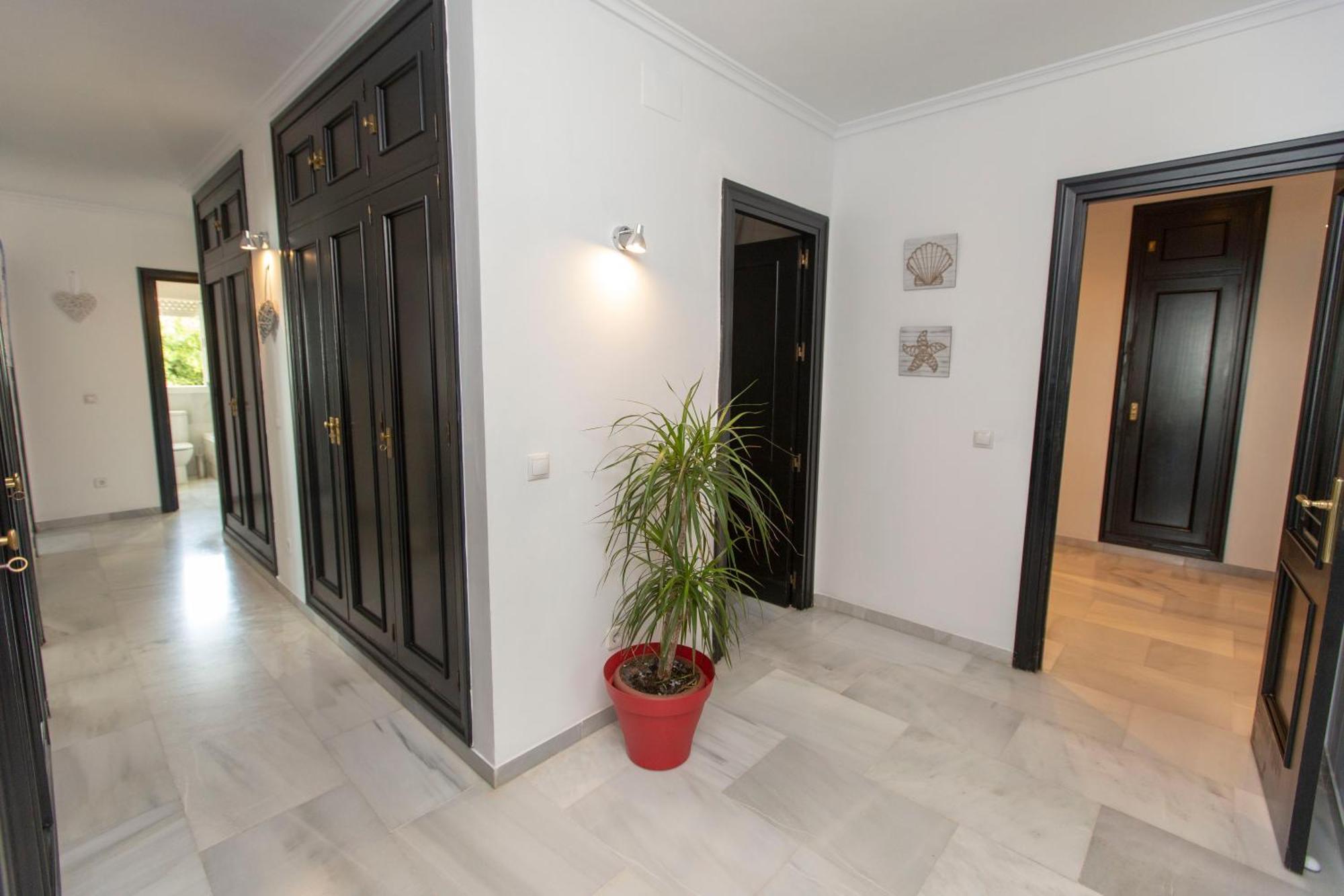 Apartment Venecia, De Lujo En 1º Linea De Playa + Parking Málaga